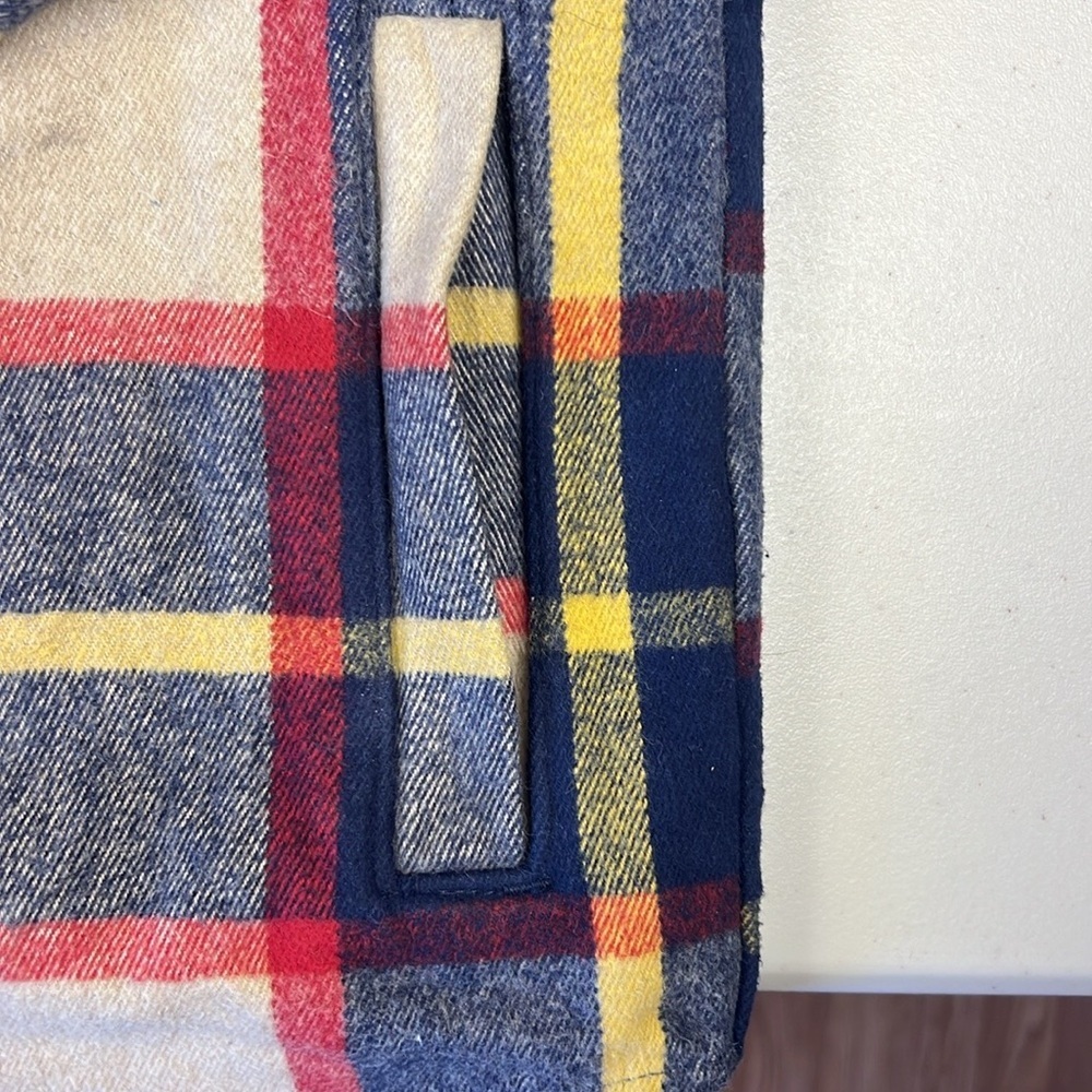 Abercrombie & Fitch thick flannel layering jacket EUC - Picture 12 of 12